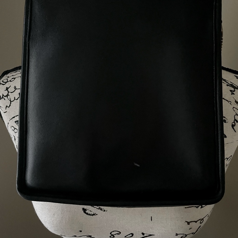 Vintage Coach 5130 Station Bag - Picture 16 of 16